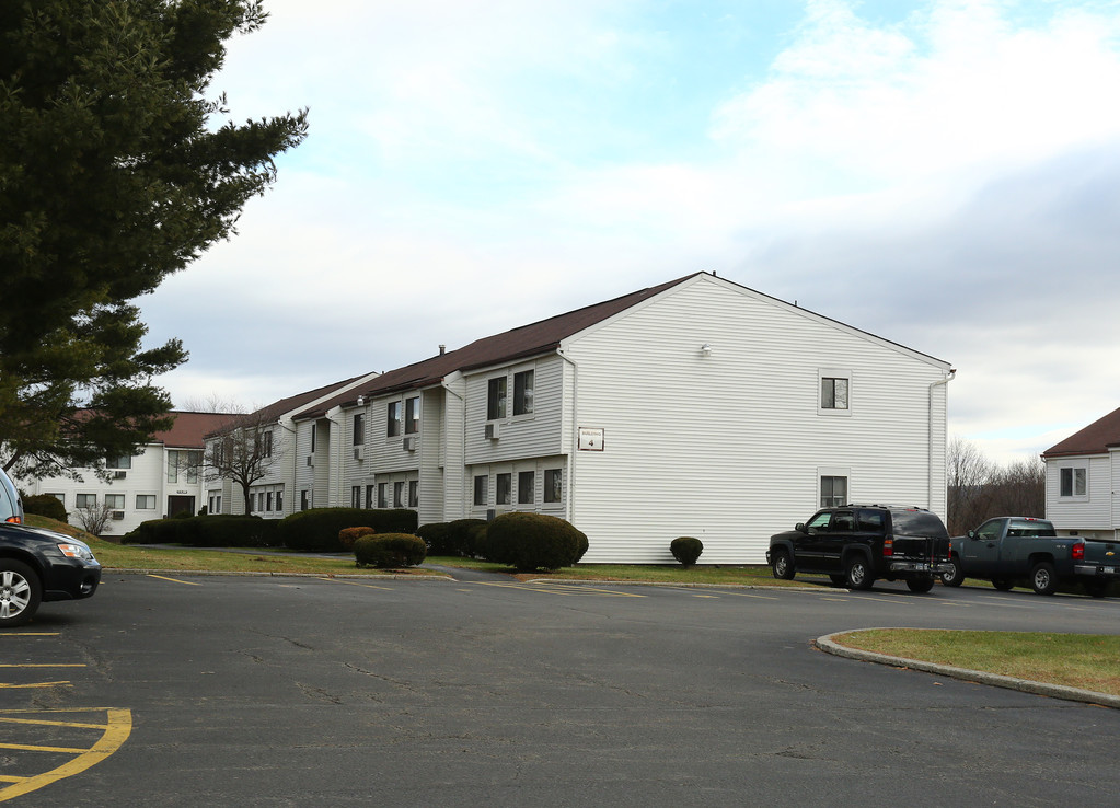 Mountain View Knolls Apartments Fishkill, NY Apartments For Rent