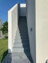 6611 NW 102nd Path in Doral, FL - Building Photo - Building Photo