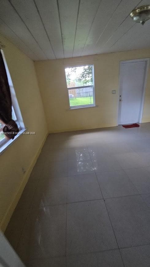 5745 Garfield St in Hollywood, FL - Building Photo - Building Photo