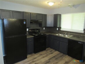 1301 Quail Cir in Killeen, TX - Building Photo - Building Photo