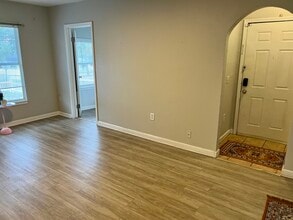 821 Newton Ave S in St. Petersburg, FL - Building Photo - Building Photo