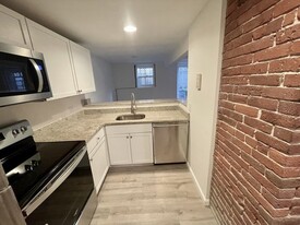 24 Worcester Sq, Unit 1 Apartamentos