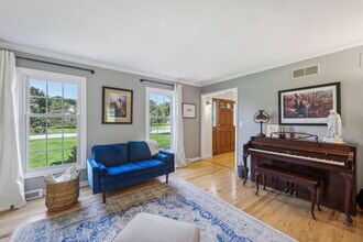 14445 Cameron Ct in Brookfield, WI - Building Photo - Building Photo