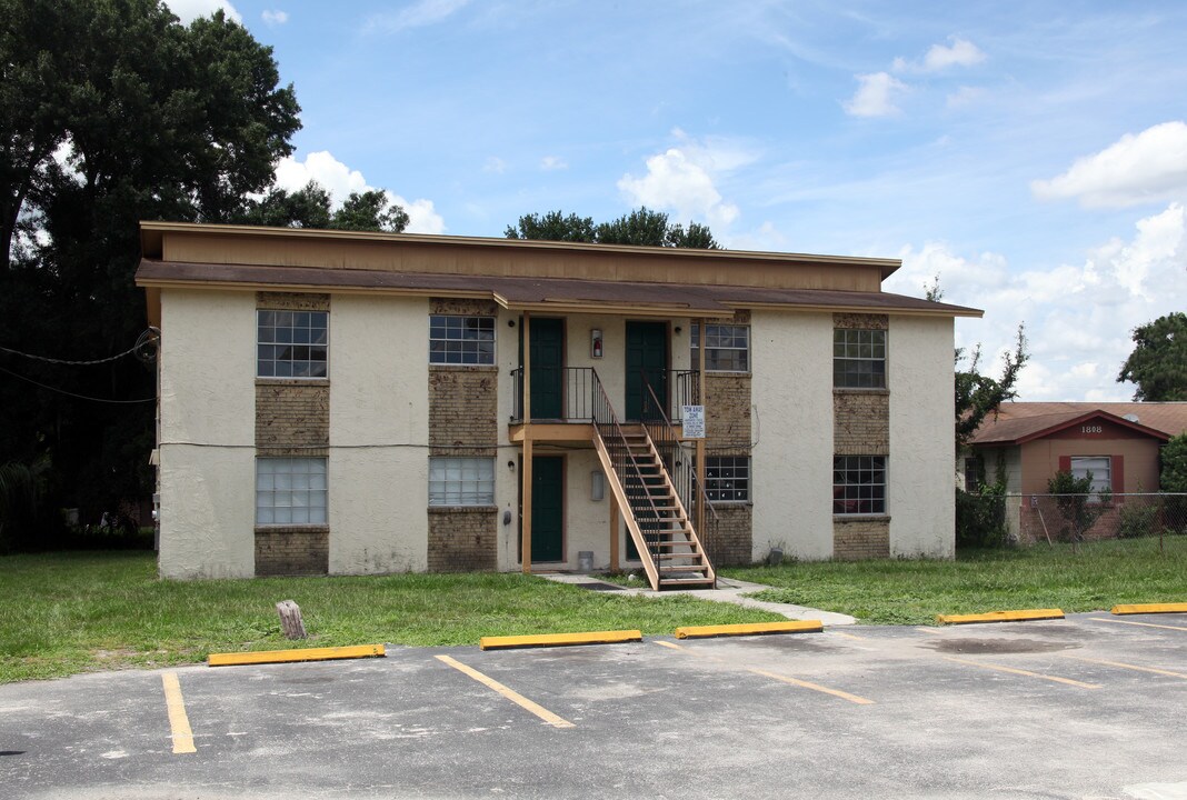 1806 E 138th Ave in Tampa, FL - Building Photo