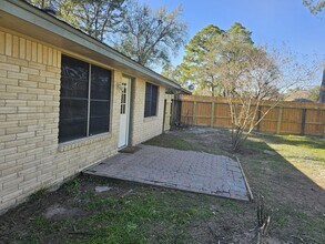 2327 Shadbury Ct in Humble, TX - Building Photo - Building Photo