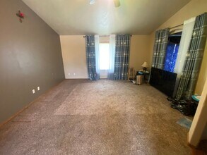 5501 S Anthony Ave in Sioux Falls, SD - Building Photo - Building Photo
