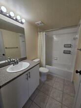 5025 Wiles Rd in Coconut Creek, FL - Building Photo - Building Photo
