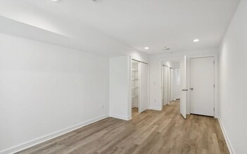 721 N Dekalb St in Philadelphia, PA - Building Photo - Building Photo