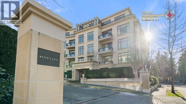 568 Waters Edge Crescent in West Vancouver, BC - Building Photo - Building Photo