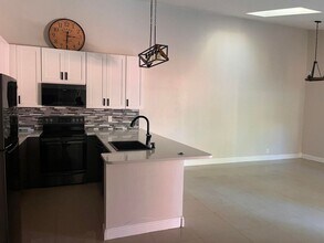 1186 Periwinkle Pl in Wellington, FL - Building Photo - Building Photo
