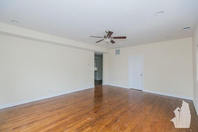 1819 W Leland Ave in Chicago, IL - Building Photo - Building Photo
