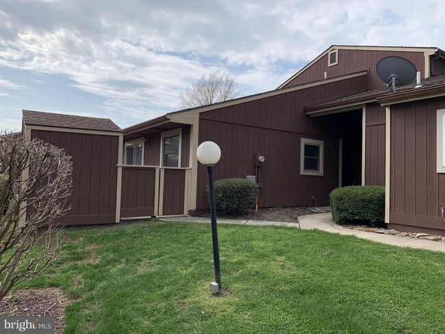 property at 832 Lee Ln