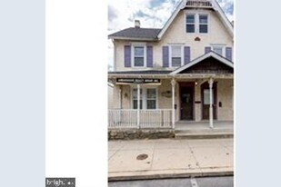 628 E Lincoln Hwy, Unit Apt1