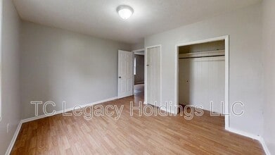 102 Denham St in Clarksburg, WV - Building Photo - Building Photo