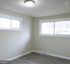 6837 Forest Terrace in Hyattsville, MD - Building Photo - Building Photo