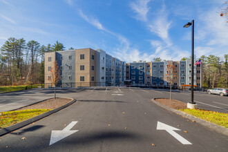 Monadnock Place in Swanzey, NH - Building Photo - Building Photo