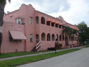 Madison Terrace Apartments in Hollywood, FL - Building Photo - Building Photo