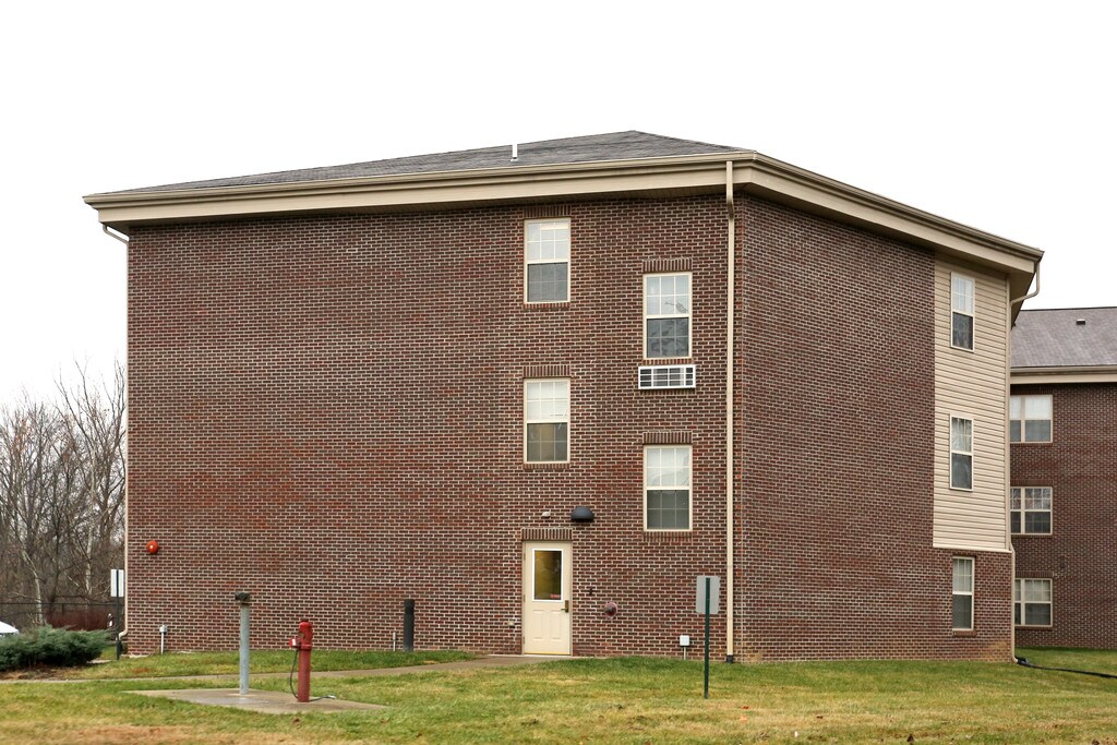 Brookview Glen Apartments in New Albany, IN
