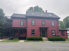 11 Arbor St in Wenham, MA - Building Photo