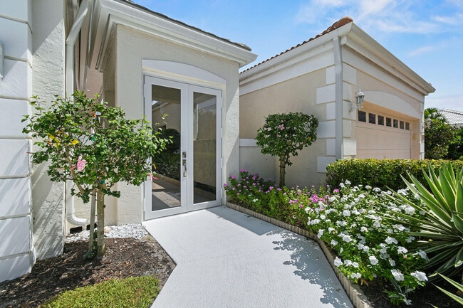 118 Coral Cay Dr in Palm Beach Gardens, FL - Building Photo - Building Photo
