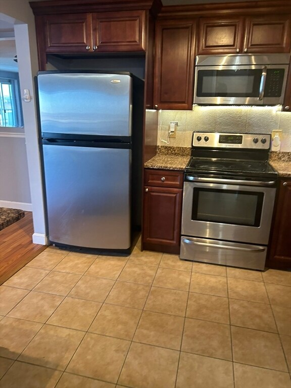 200 Cove Way, Unit 911 in Quincy, MA - Foto de edificio - Building Photo