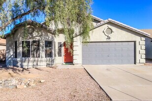 1355 S 80th St in Mesa, AZ - Building Photo