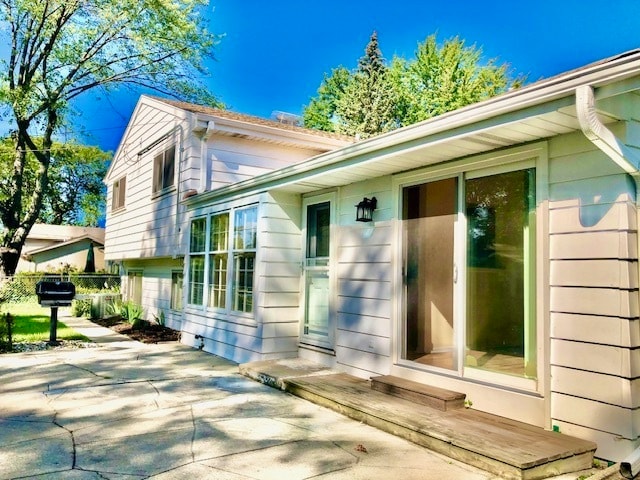 2112 N Kennicott Dr in Arlington Heights, IL - Building Photo - Building Photo