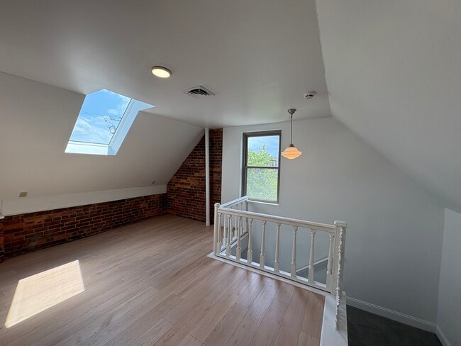 1641 E Michigan St, Unit C in Indianapolis, IN - Foto de edificio - Building Photo