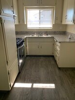 Executive Park Apartments in Buena Park, CA - Building Photo