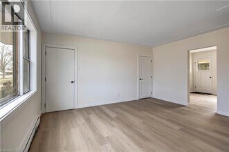 1887-1889 WAVELL Street in London, ON - Building Photo - Building Photo