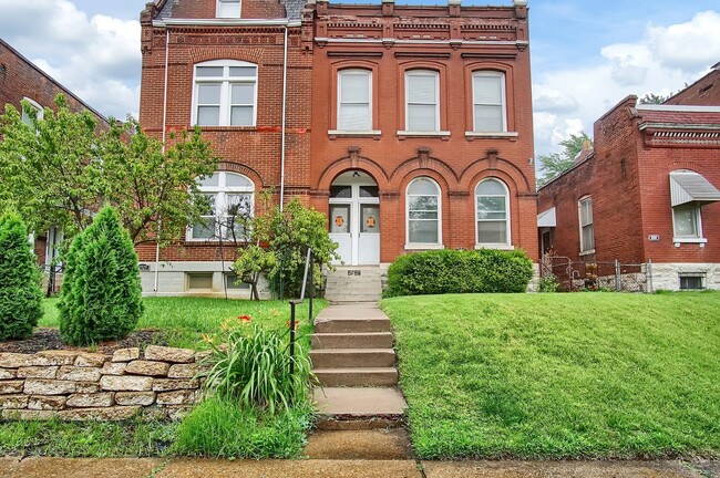 2927 Magnolia Ave in St. Louis, MO - Building Photo - Building Photo