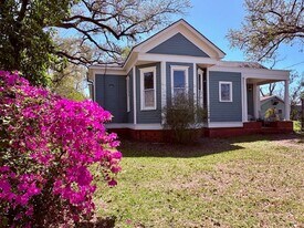 516 East St in Lake Charles, LA - Building Photo