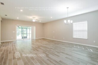 6337 Bluff Ave in Jacksonville, FL - Foto de edificio - Building Photo