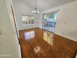 3653 Hemlock Ct in Reno, NV - Building Photo - Building Photo