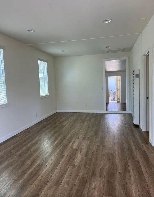 631 Indiana Ave in Los Angeles, CA - Building Photo - Building Photo