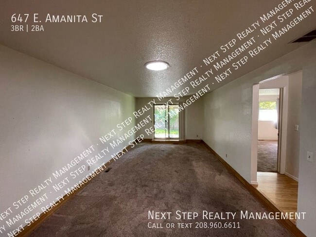 647 E Amanita St in Eagle, ID - Building Photo - Building Photo