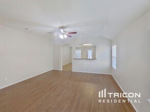 1112 Roman Dr in Princeton, TX - Foto de edificio - Building Photo