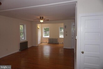 18 Oakland St in Princeton, NJ - Building Photo - Building Photo