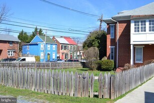 200 W All Saints St in Frederick, MD - Building Photo