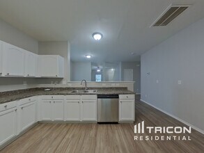 8345 Ainsworth St in Charlotte, NC - Building Photo - Building Photo