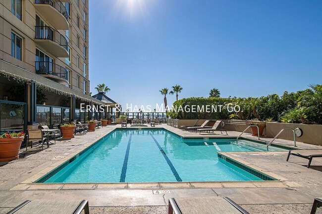 850 E Ocean Blvd in Long Beach, CA - Foto de edificio - Building Photo