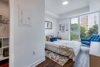 3030 Pharmacy Avenue in Toronto, ON - Building Photo - Interior Photo