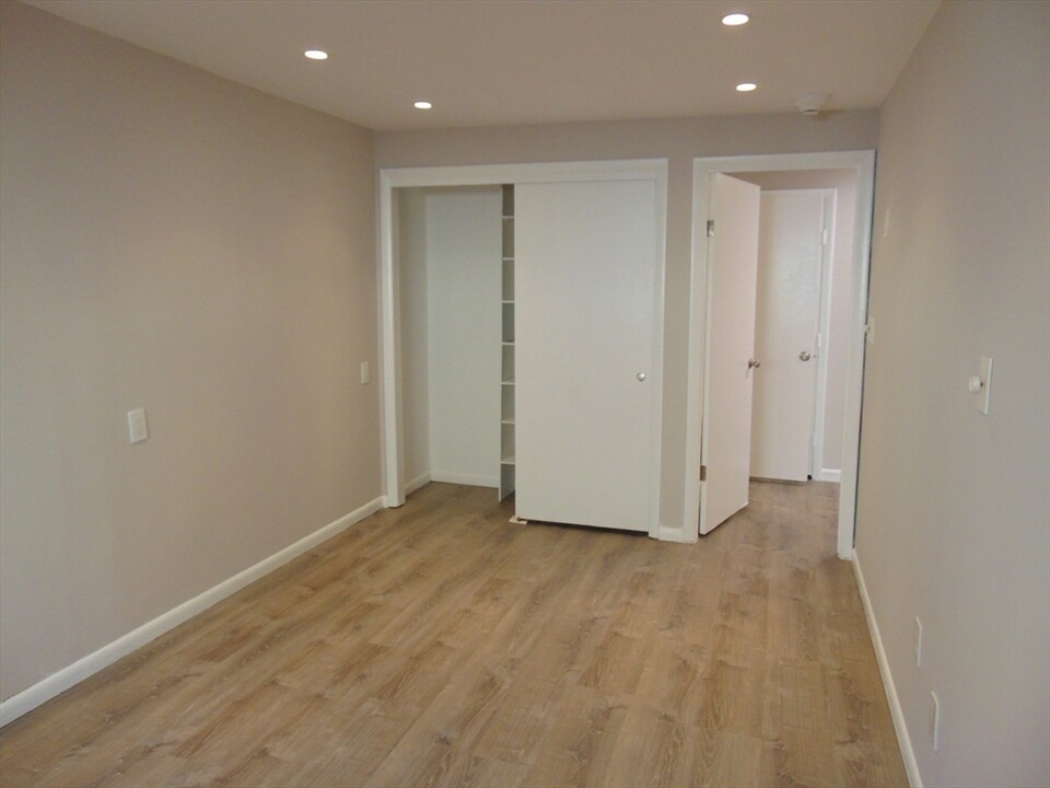 121 Tremont St, Unit 320 in Boston, MA - Building Photo