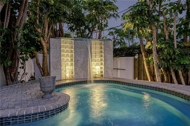 1800 Admirals Way, Unit 10206 in Fort Lauderdale, FL - Building Photo - Building Photo