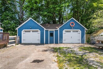 333 Old County Rd in Rockland, ME - Building Photo - Building Photo
