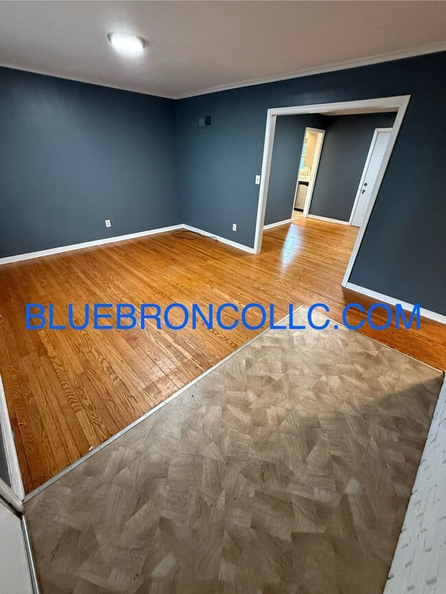 2301 E 79th St in Kansas City, MO - Building Photo - Building Photo