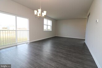 96 S Marshview Terrace in Magnolia, DE - Foto de edificio - Building Photo
