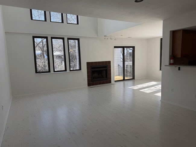 property at 798 Spinnaker Ct