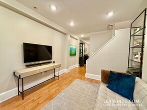2323 17th St NW in Washington, DC - Building Photo - Building Photo