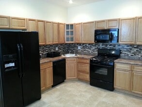 500 N 39th St in Philadelphia, PA - Building Photo - Building Photo